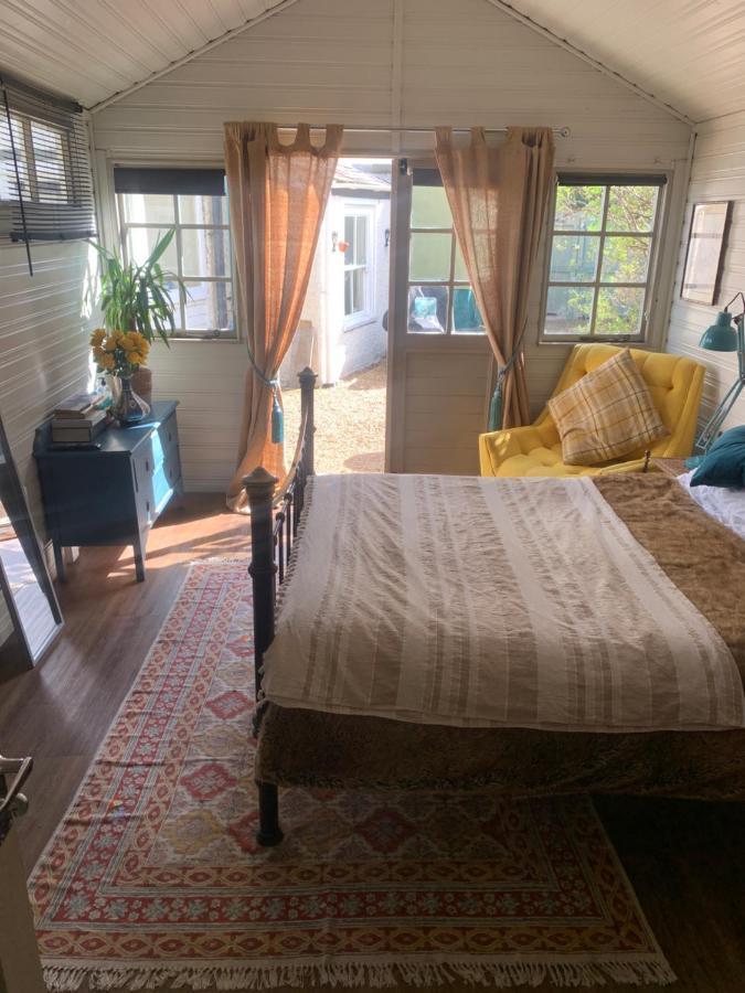 The Cabin Hotel Spixworth Bagian luar foto
